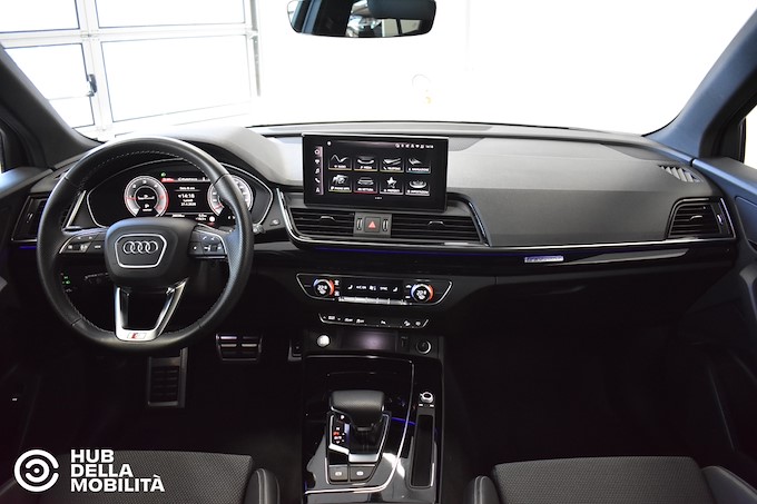 AUDI Q5 SPB 40 TDI quattro S tronic Identity Black S line